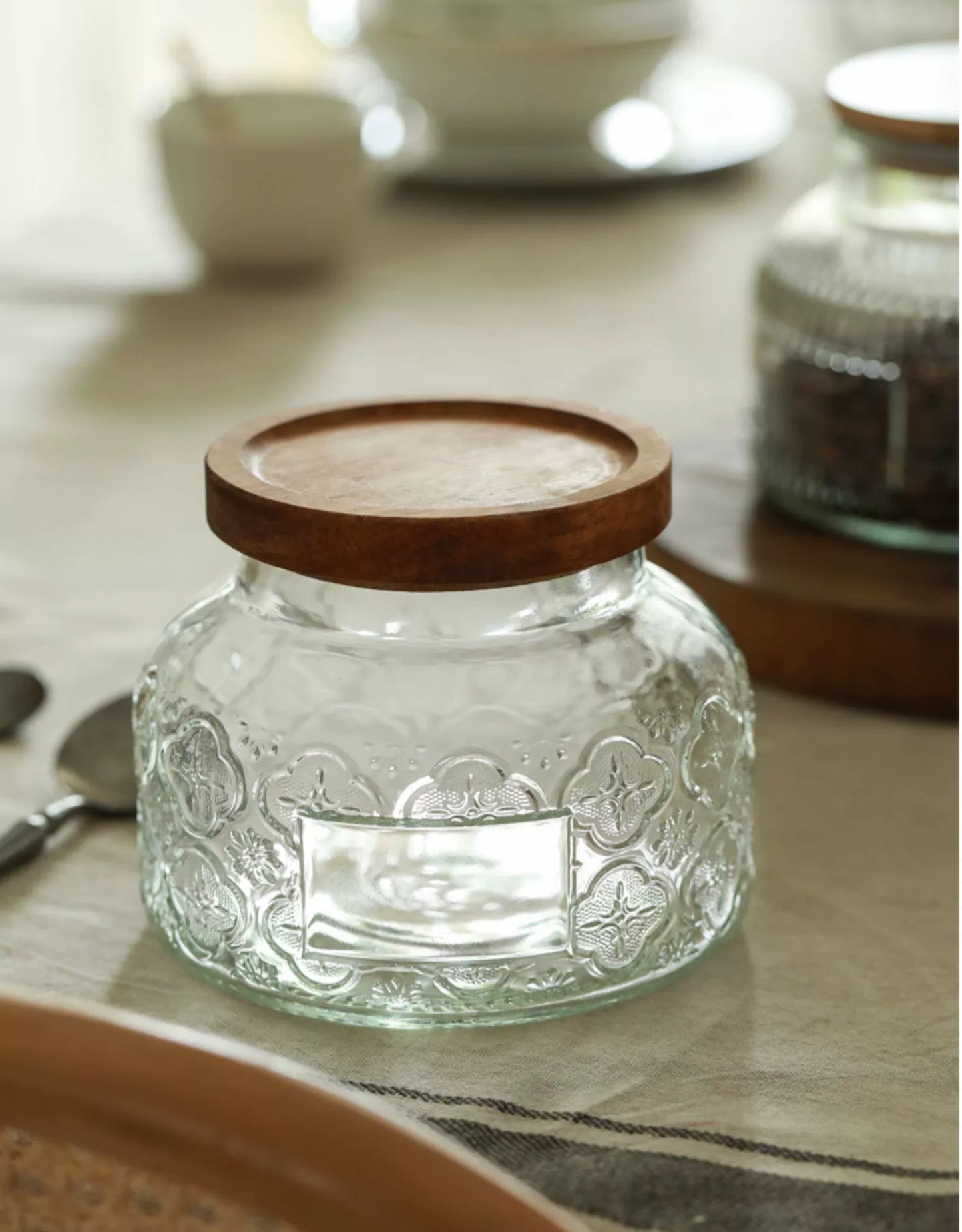 Retro American Carved Wooden Lid Sealed Glass Jar