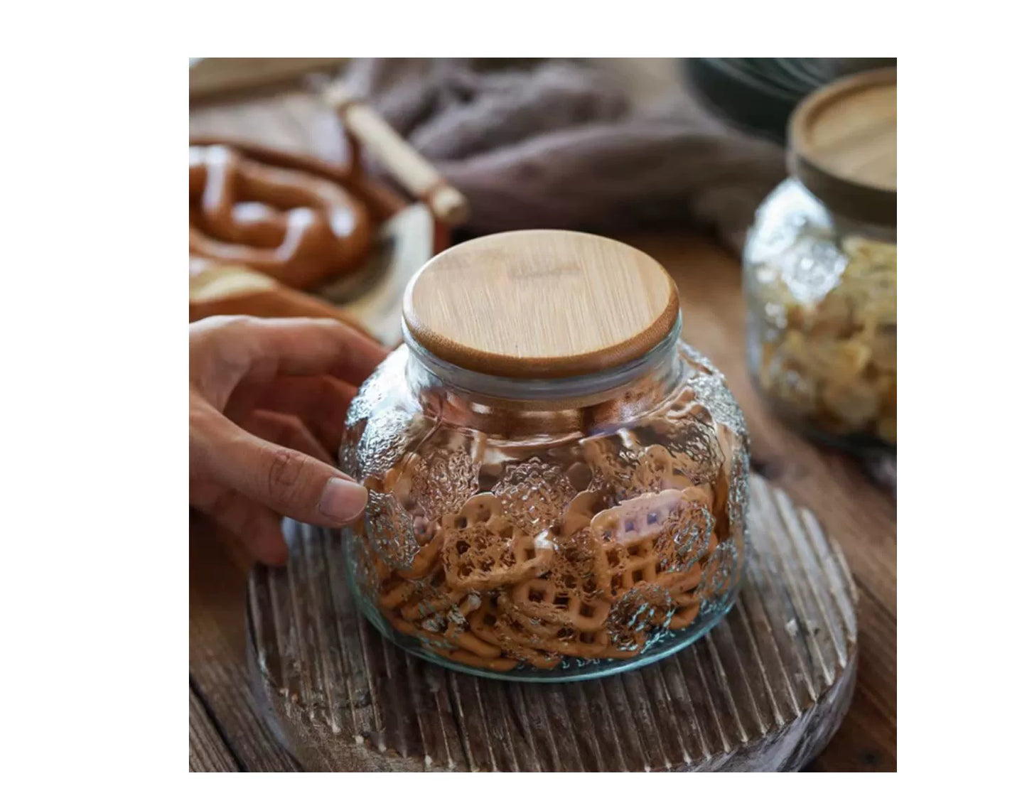 Retro American Carved Wooden Lid Sealed Glass Jar