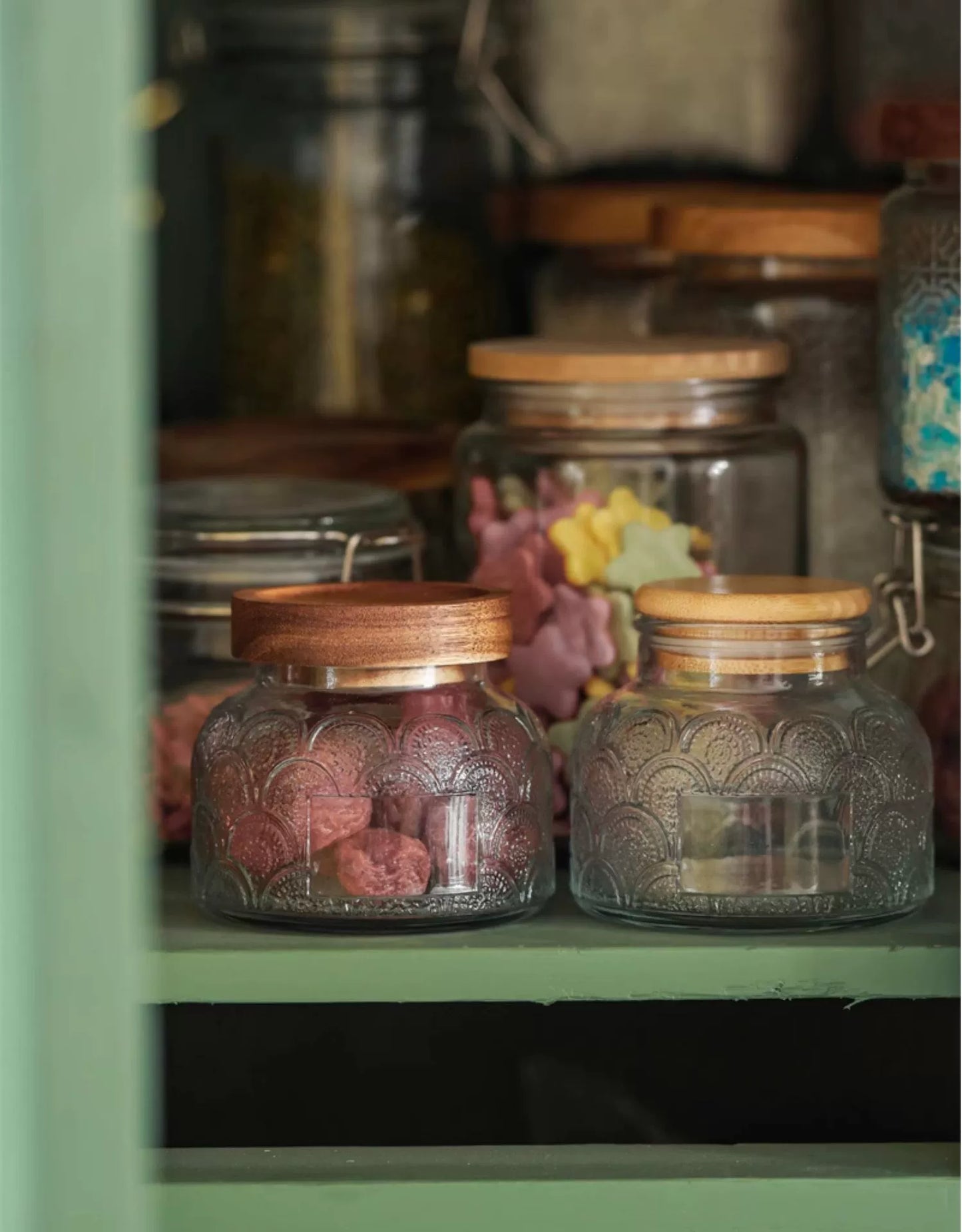 Retro American Carved Wooden Lid Sealed Glass Jar