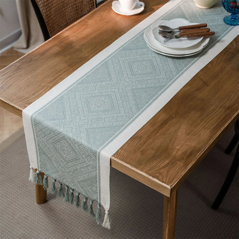 Green Nordic Jacquard Geometric Table Runner